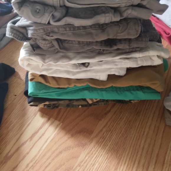 Clothing - Picture 6 of 16